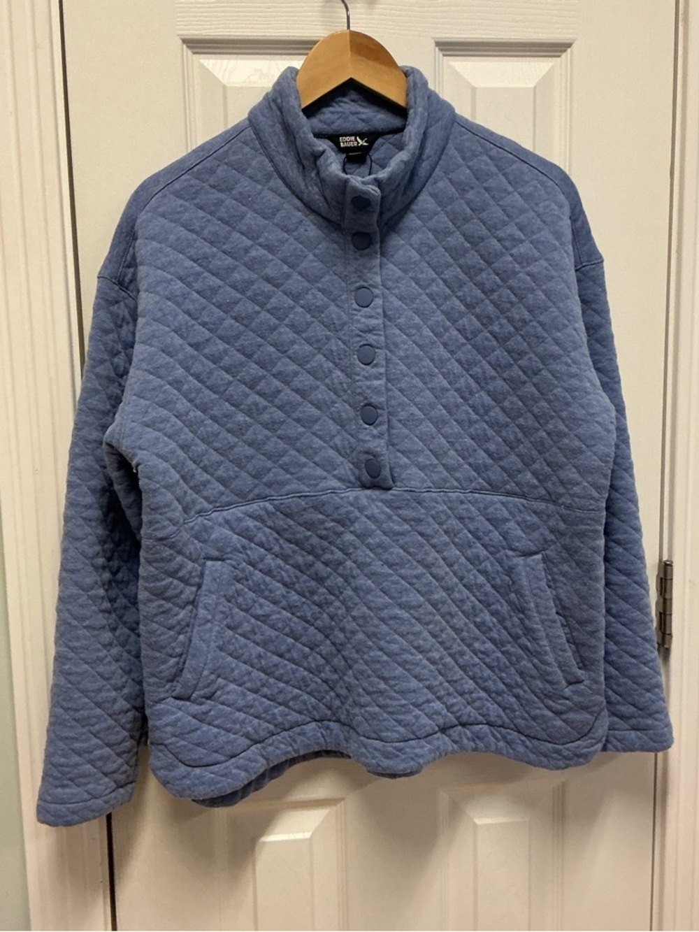 Eddie Bauer SZ XL Women’s Quilted Pullover Snap Button Pockets Sweatshirt Blue